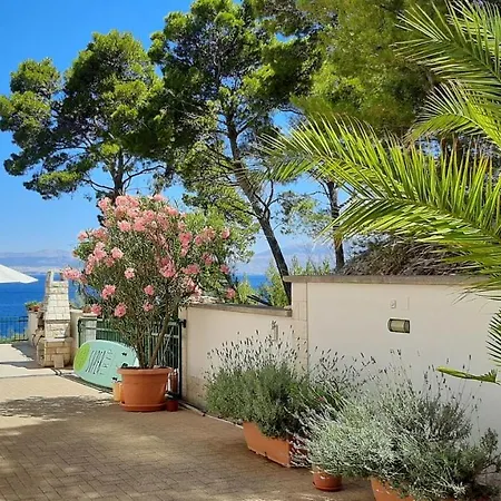 Apartman La Riva - Seafront *