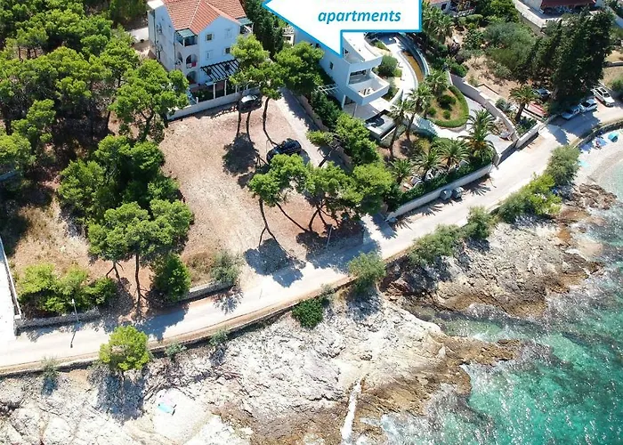 La Riva - Seafront شقة