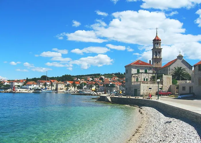 La Riva - Seafront سوتيفان